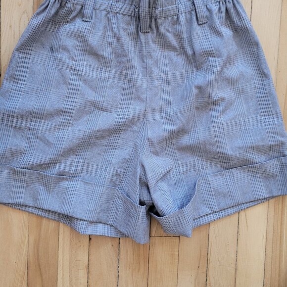 Sunday Best Aki shorts size 2 GUC - Picture 3 of 6